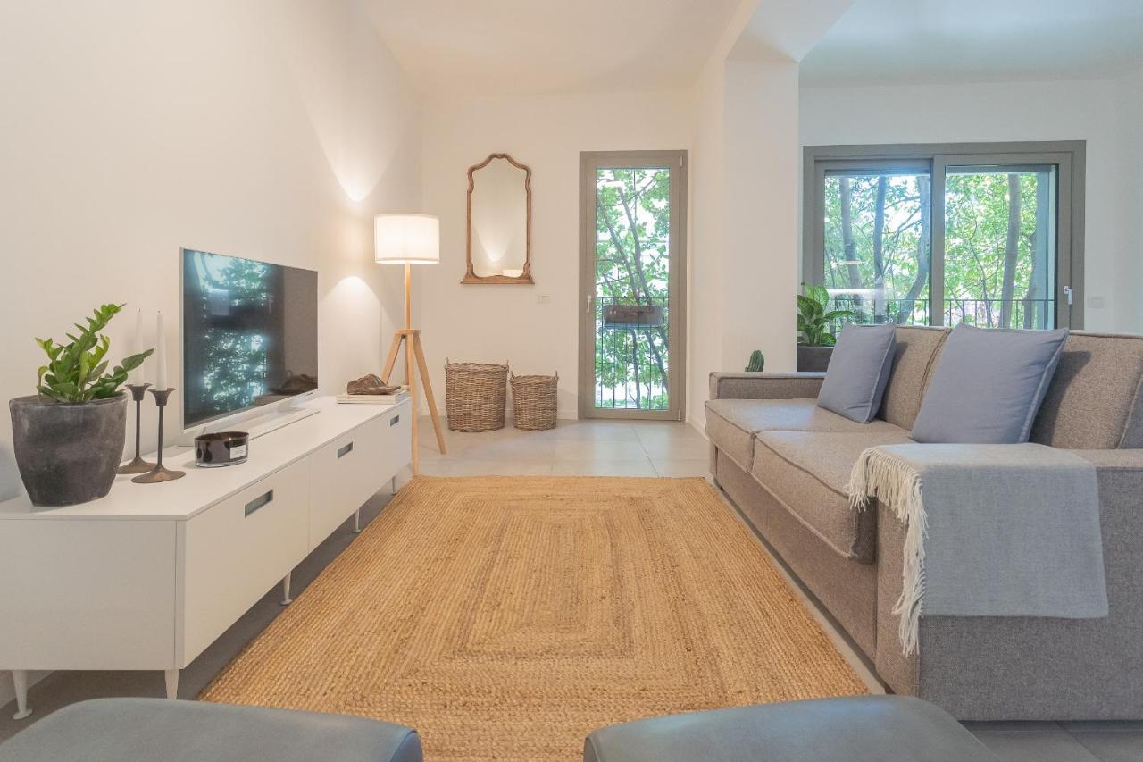 Ginepro & Salvia Apartments In Como By Rent All Como Kültér fotó