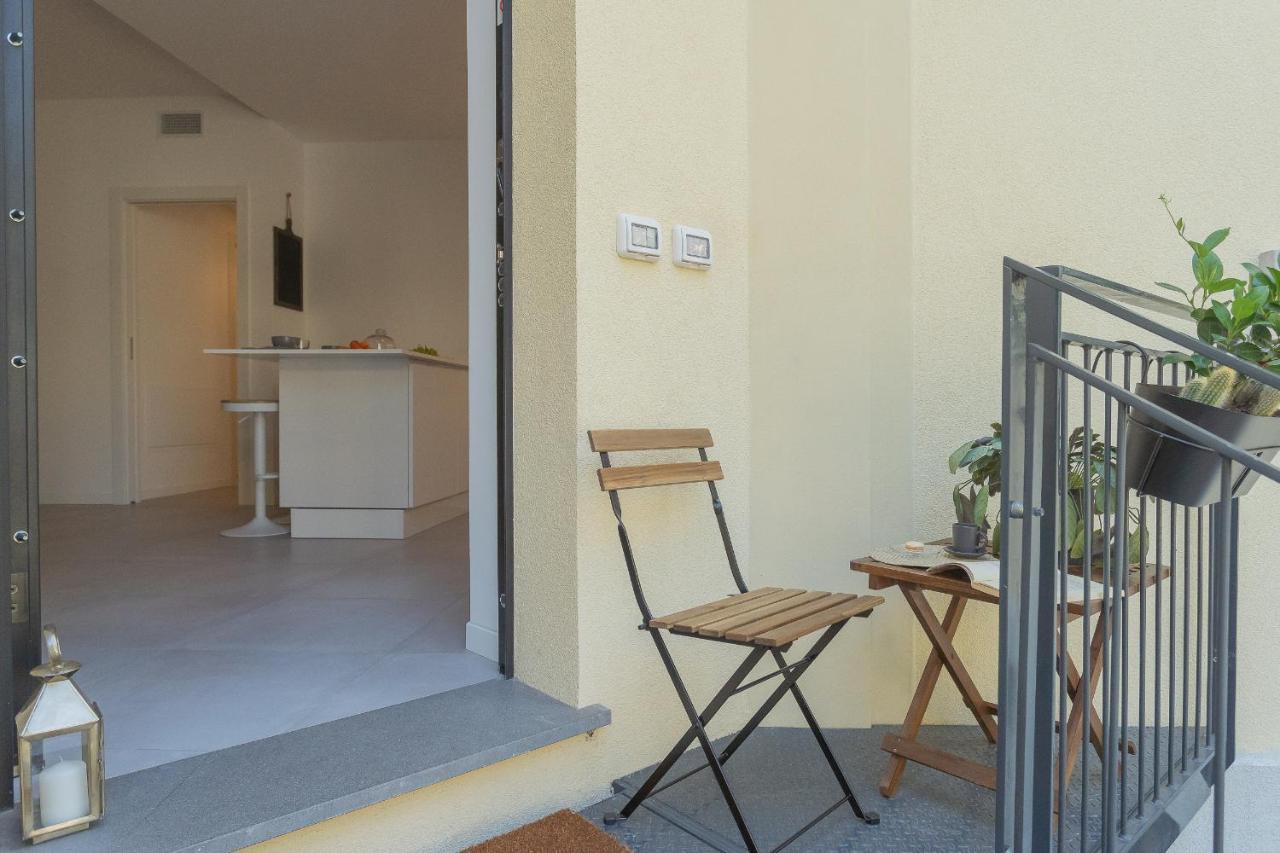 Ginepro & Salvia Apartments In Como By Rent All Como Kültér fotó