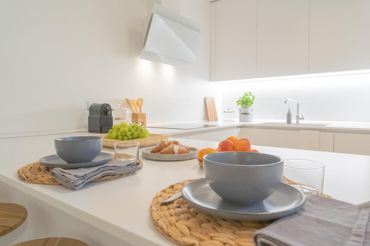 Ginepro & Salvia Apartments In Como By Rent All Como Kültér fotó